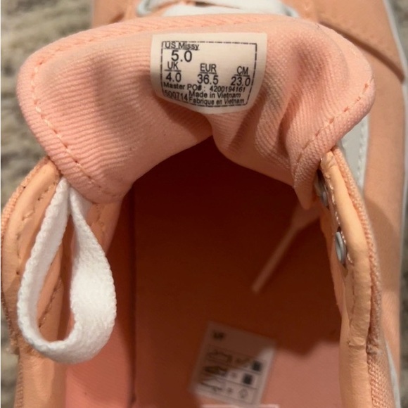Vans Kids Sneakers in Coral and White - Picture 4 of 4